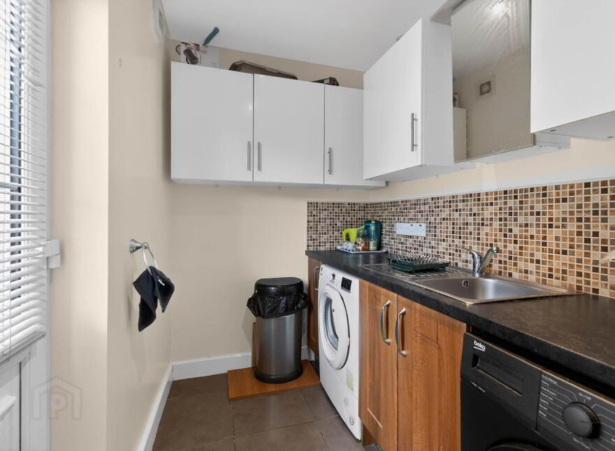 1 Holstein Hall, Lisburn, BT28 2RQ