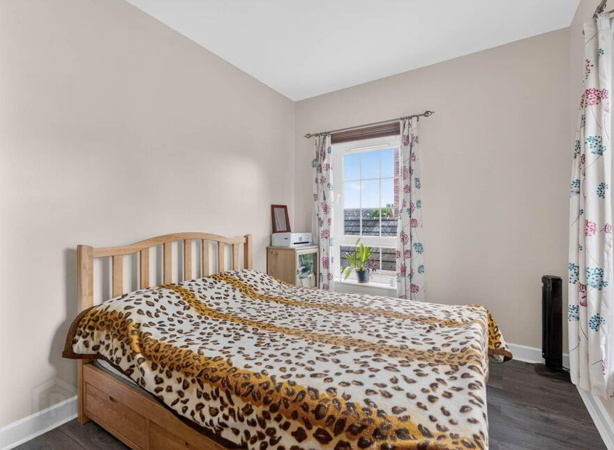 1 Holstein Hall, Lisburn, BT28 2RQ