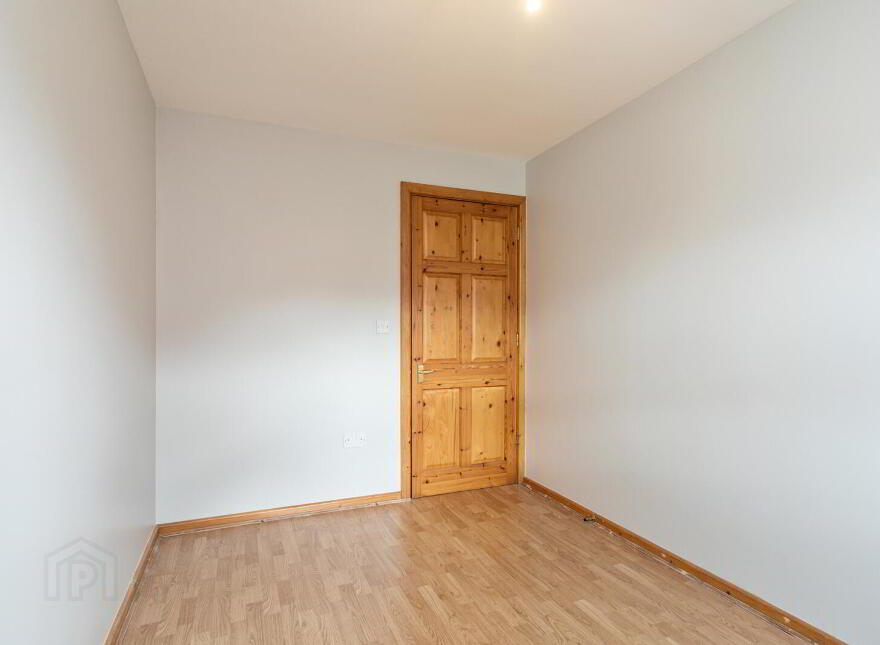 5 Ravensdale Court, Belfast, BT5 5GZ