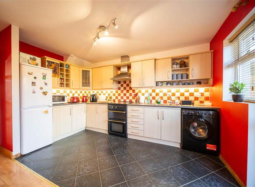 6 Gibsons Green, Bangor, BT19 7SQ
