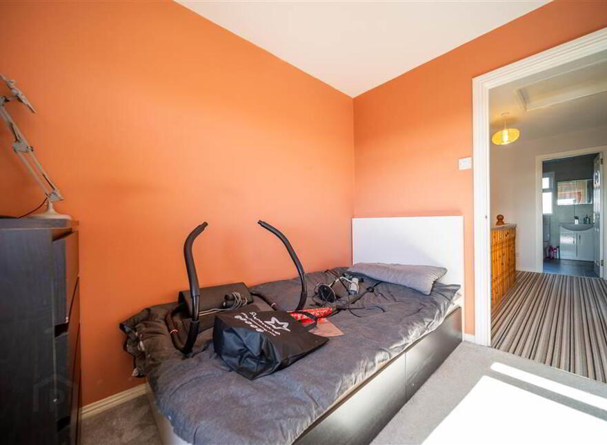 6 Gibsons Green, Bangor, BT19 7SQ