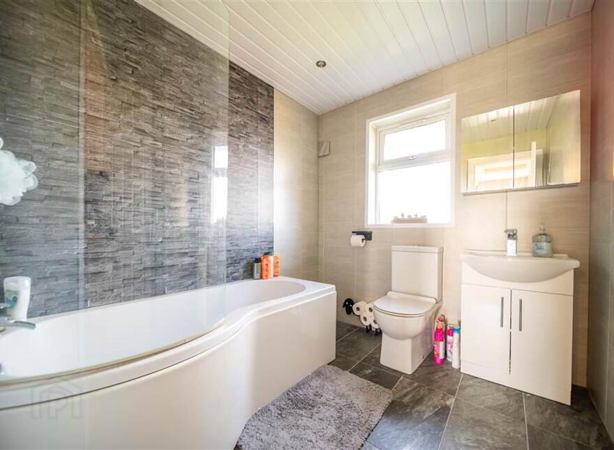 6 Gibsons Green, Bangor, BT19 7SQ