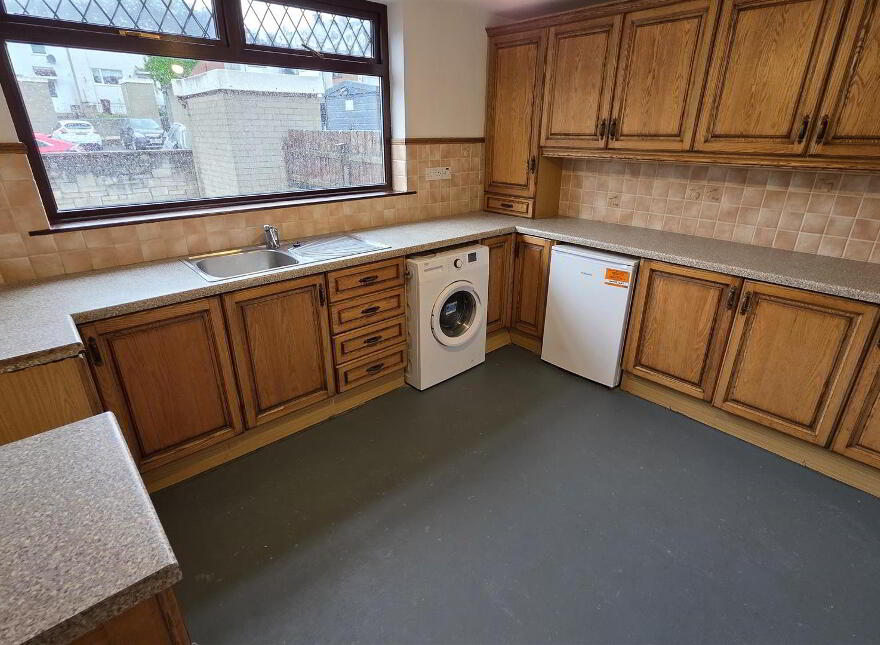 5 Carntall Gardens, Antrim, BT41 1DP