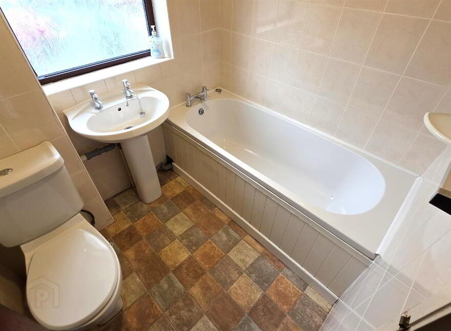 5 Carntall Gardens, Antrim, BT41 1DP