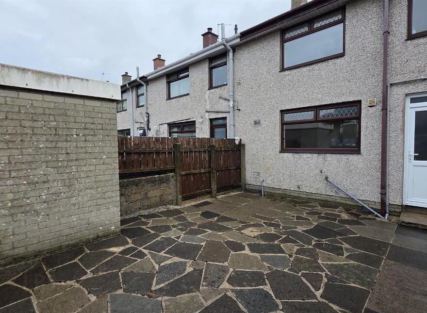 5 Carntall Gardens, Antrim, BT41 1DP
