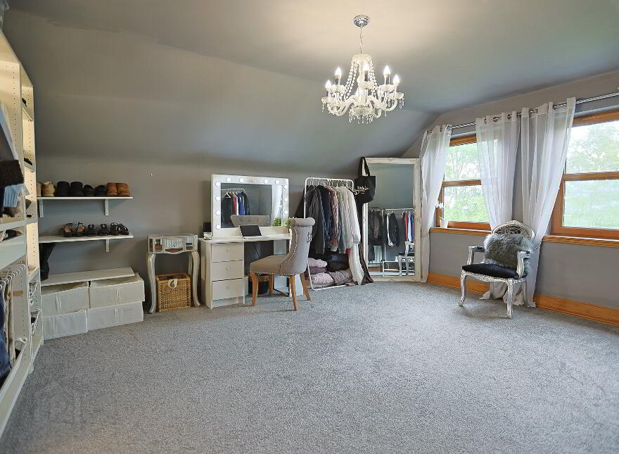 Russ Heak House, 17 Tullymacann Road, Tandragee, Craigavon, BT62 2DZ
