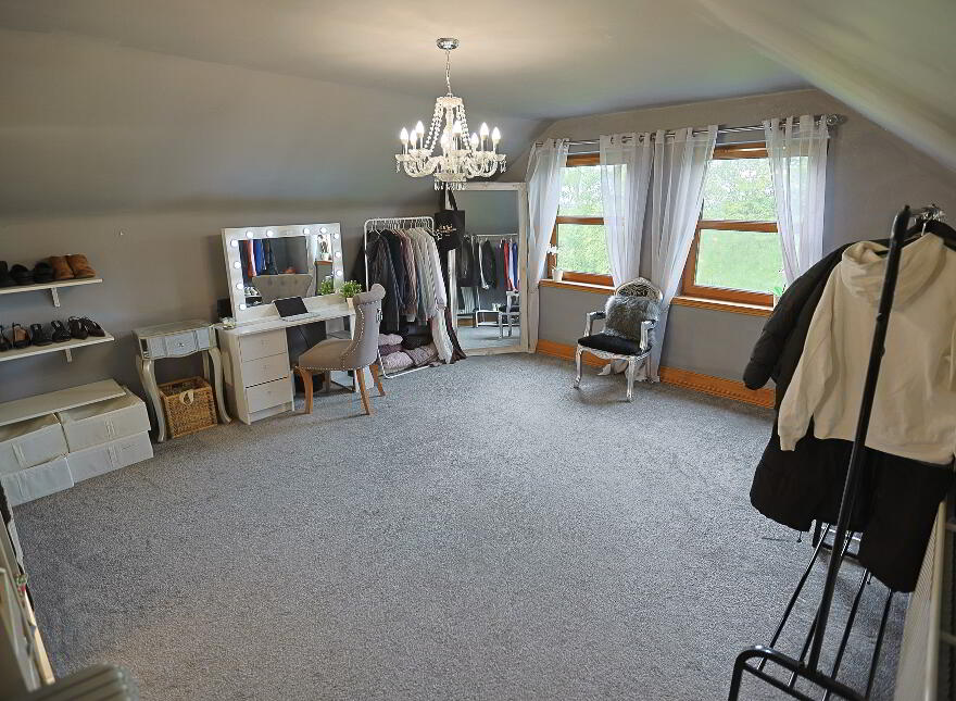 Russ Heak House, 17 Tullymacann Road, Tandragee, Craigavon, BT62 2DZ