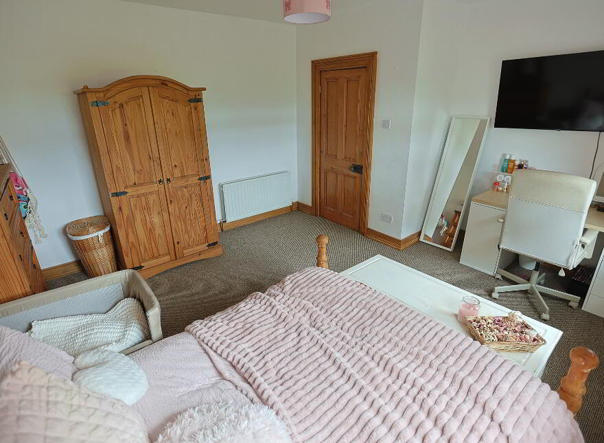 Russ Heak House, 17 Tullymacann Road, Tandragee, Craigavon, BT62 2DZ