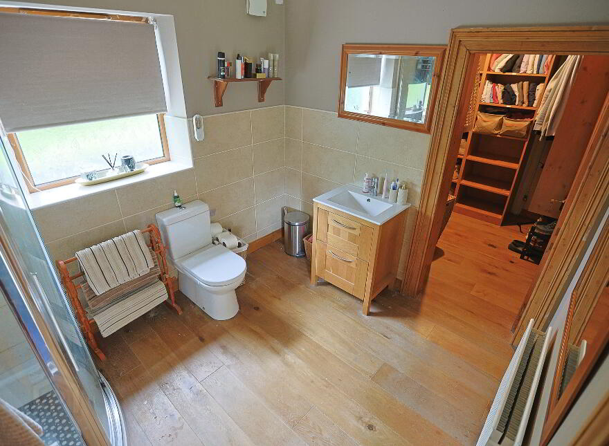 Russ Heak House, 17 Tullymacann Road, Tandragee, Craigavon, BT62 2DZ