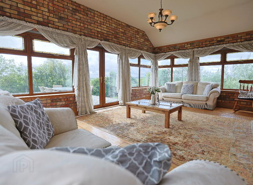 Russ Heak House, 17 Tullymacann Road, Tandragee, Craigavon, BT62 2DZ