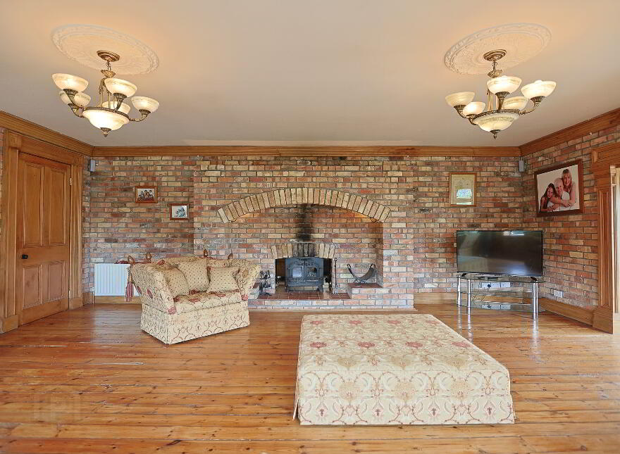 Russ Heak House, 17 Tullymacann Road, Tandragee, Craigavon, BT62 2DZ