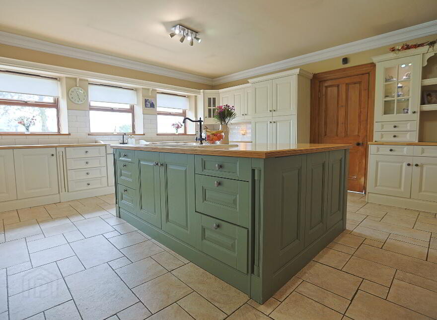 Russ Heak House, 17 Tullymacann Road, Tandragee, Craigavon, BT62 2DZ