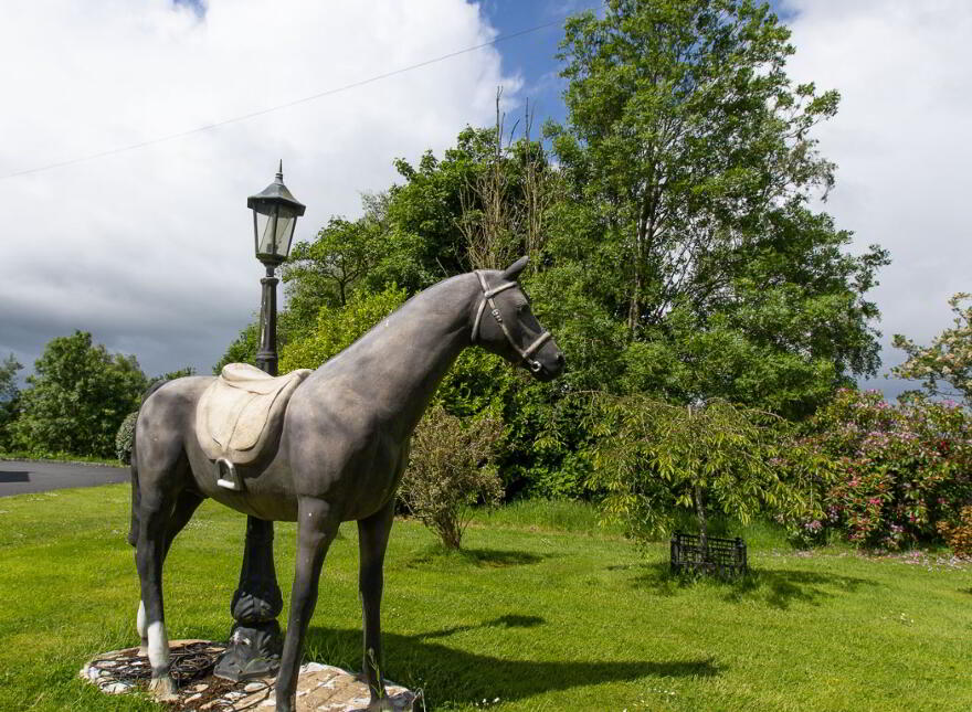 Russ Heak House, 17 Tullymacann Road, Tandragee, Craigavon, BT62 2DZ