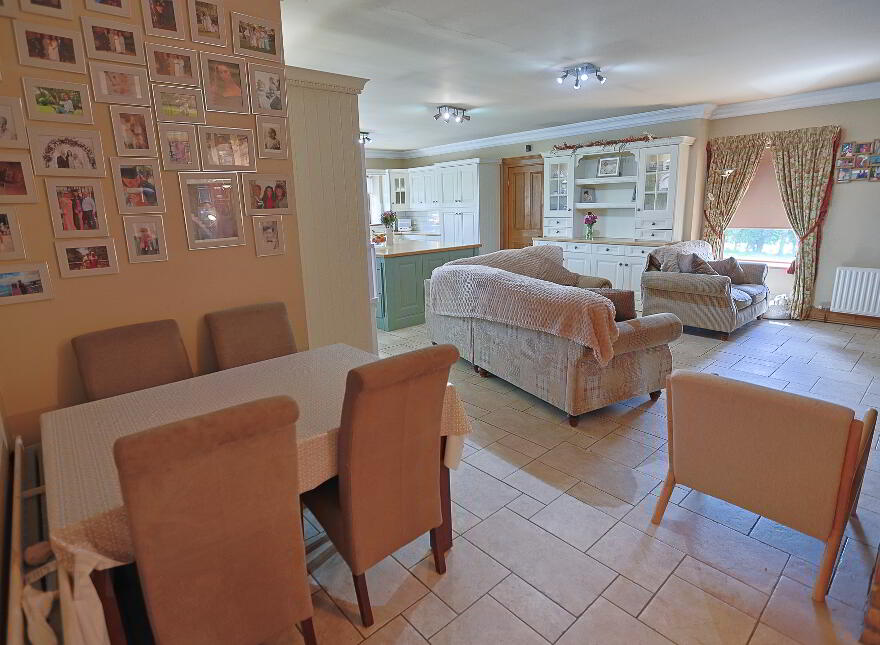 Russ Heak House, 17 Tullymacann Road, Tandragee, Craigavon, BT62 2DZ