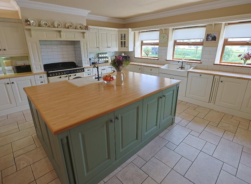 Russ Heak House, 17 Tullymacann Road, Tandragee, Craigavon, BT62 2DZ