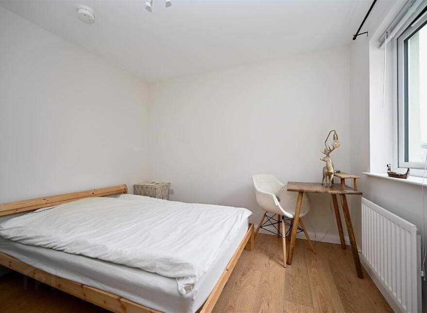 Apt 3, 61 Central Avenue, Bangor, BT20 3AU