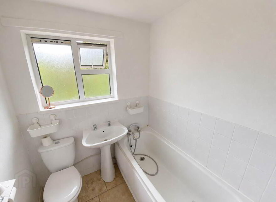 7f Ardcarn Park, Dundonald, Belfast, BT5 7RQ