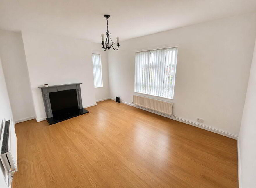 7f Ardcarn Park, Dundonald, Belfast, BT5 7RQ