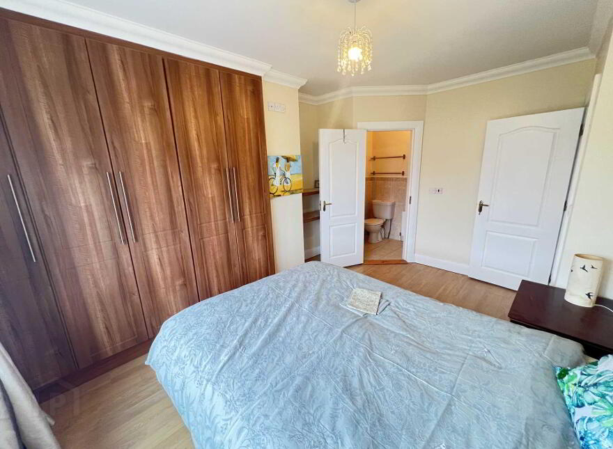 12 College Woods, Balla, Castlebar, F23T654