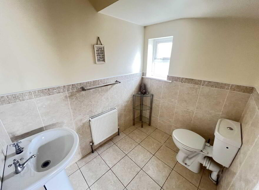 12 College Woods, Balla, Castlebar, F23T654