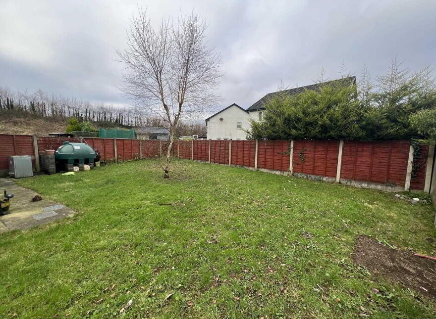 12 College Woods, Balla, Castlebar, F23T654