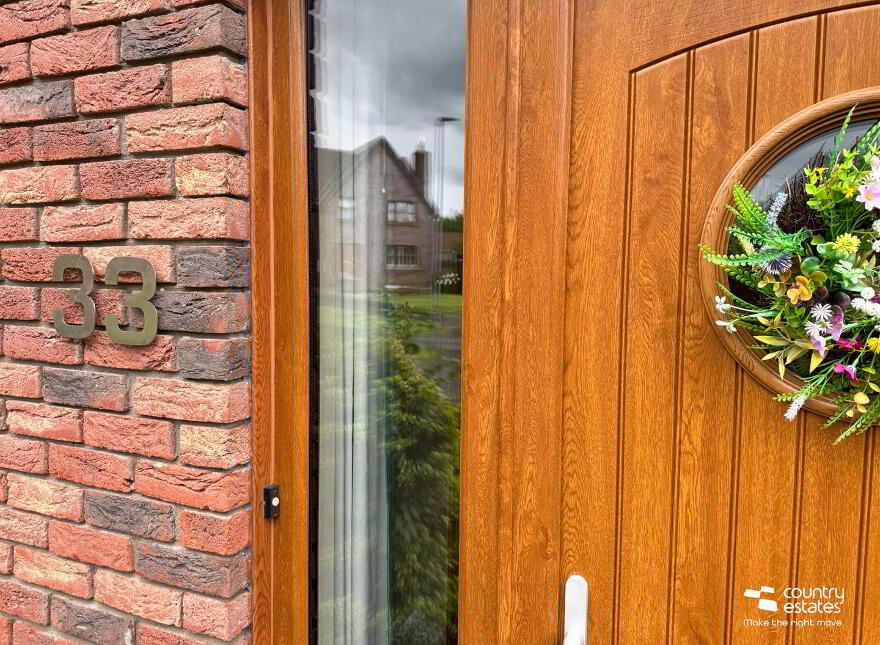 33 Toberdowney Valley, Ballynure, Ballyclare, BT39 9TS