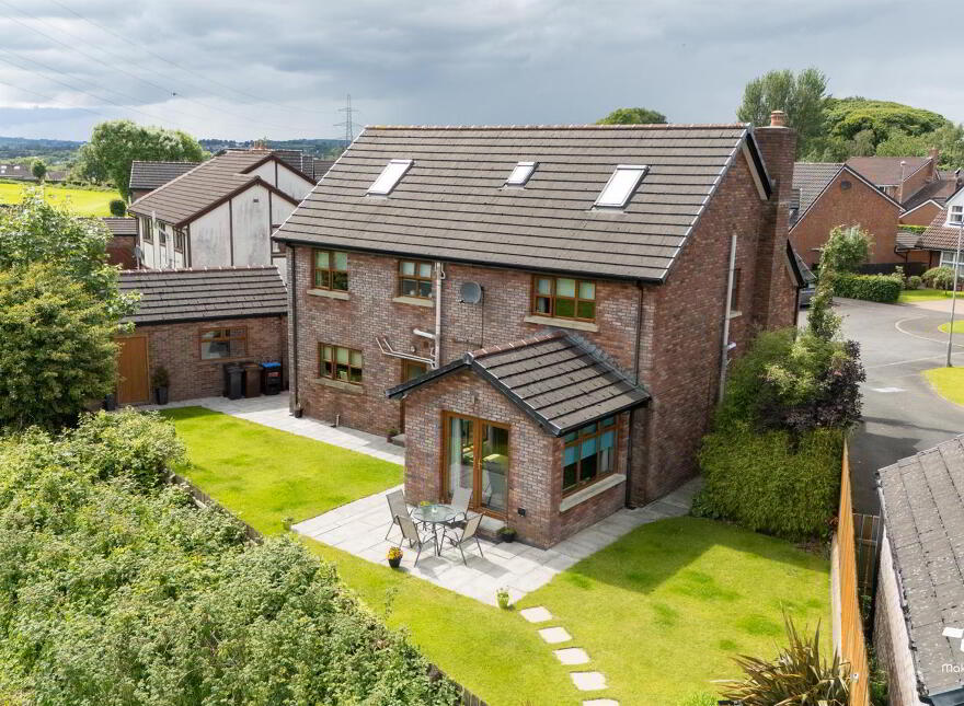 33 Toberdowney Valley, Ballynure, Ballyclare, BT39 9TS
