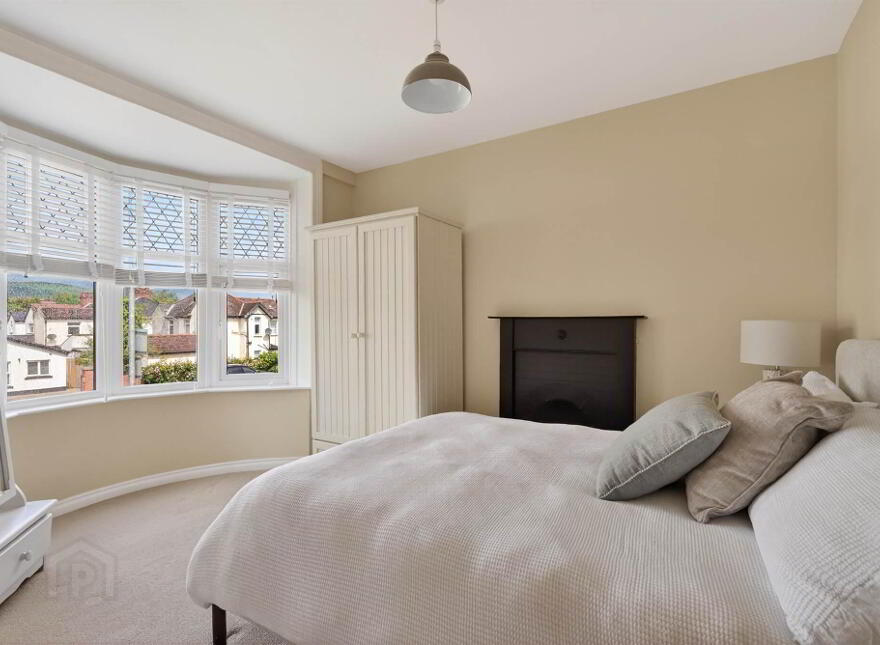 60 Upper Lisburn Road, Finaghy, Belfast, BT10 0AB