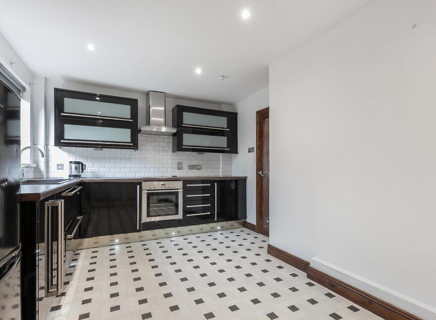 10 Windmill Row, Newtownards, BT23 7DZ