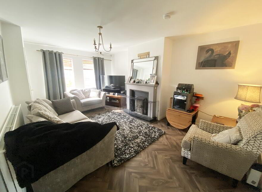 45 Bishopshill, Dromore, BT25 1FL