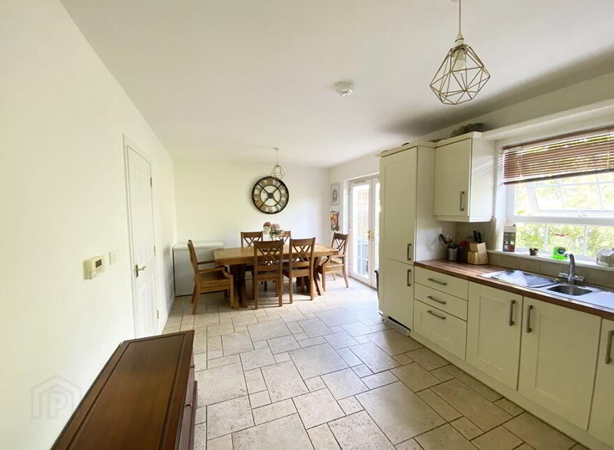 45 Bishopshill, Dromore, BT25 1FL