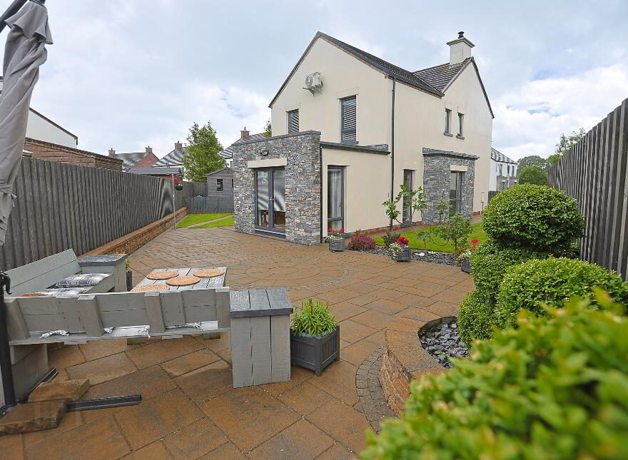 112 The Hollows, Lurgan, Craigavon, BT66 7FU