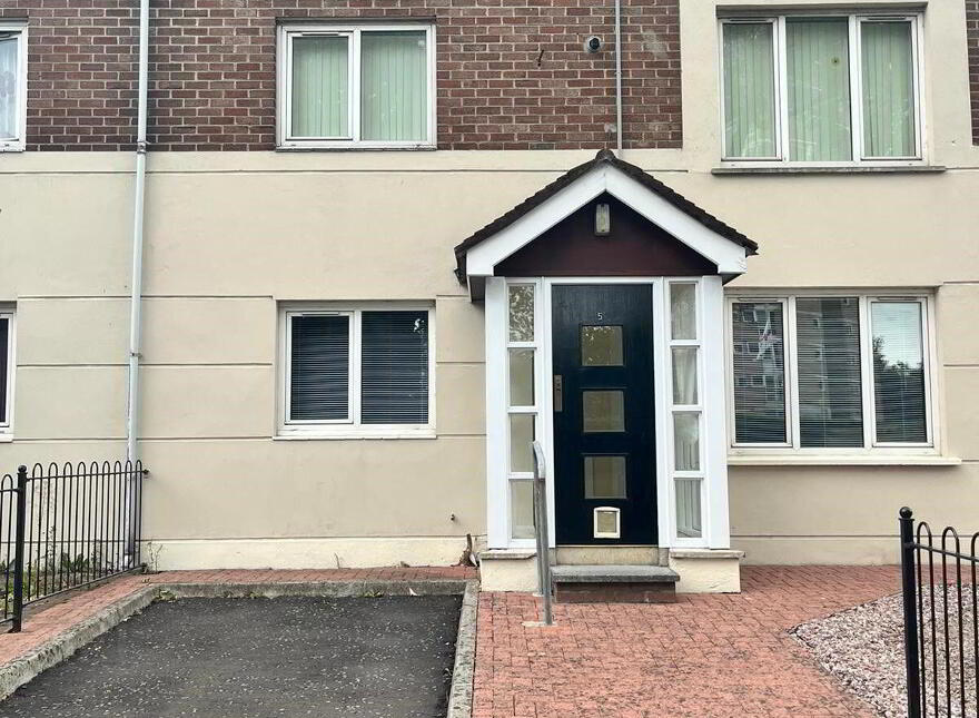 5 Laurel Way, Dunmurry, Belfast, BT17 9PR