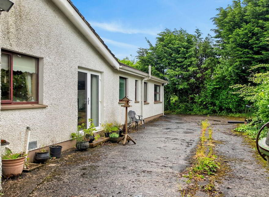 8 Granagh Road, Cullybackey, Ballymena, BT42 1EG