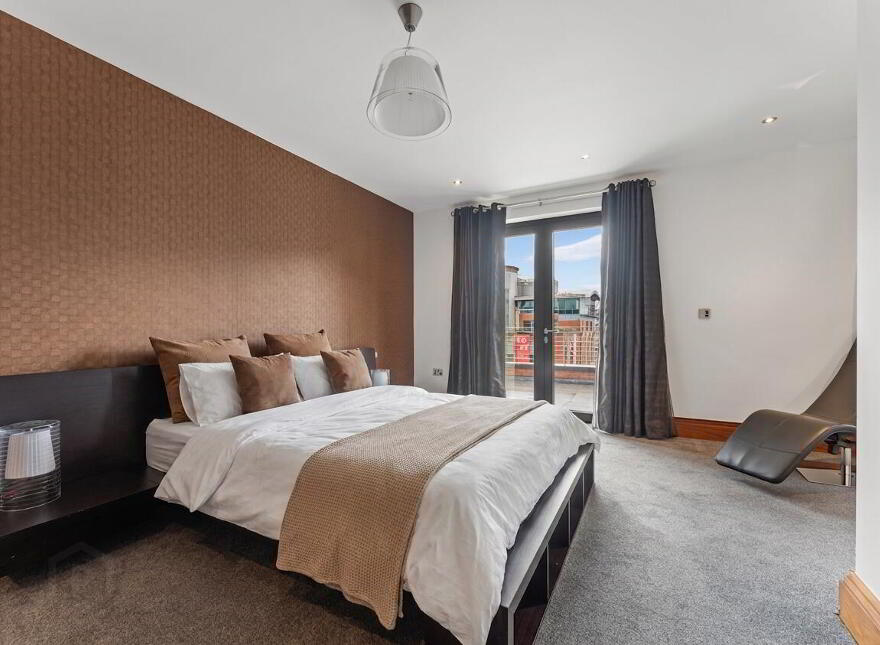 Pilot Point, 21 Clarendon Road, Belfast, BT1 3BG