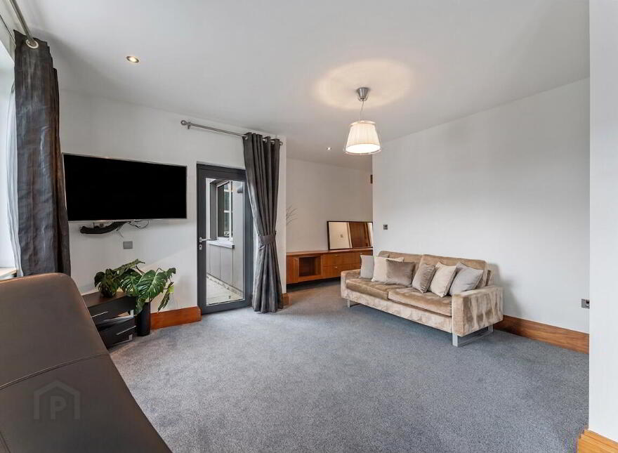 Pilot Point, 21 Clarendon Road, Belfast, BT1 3BG