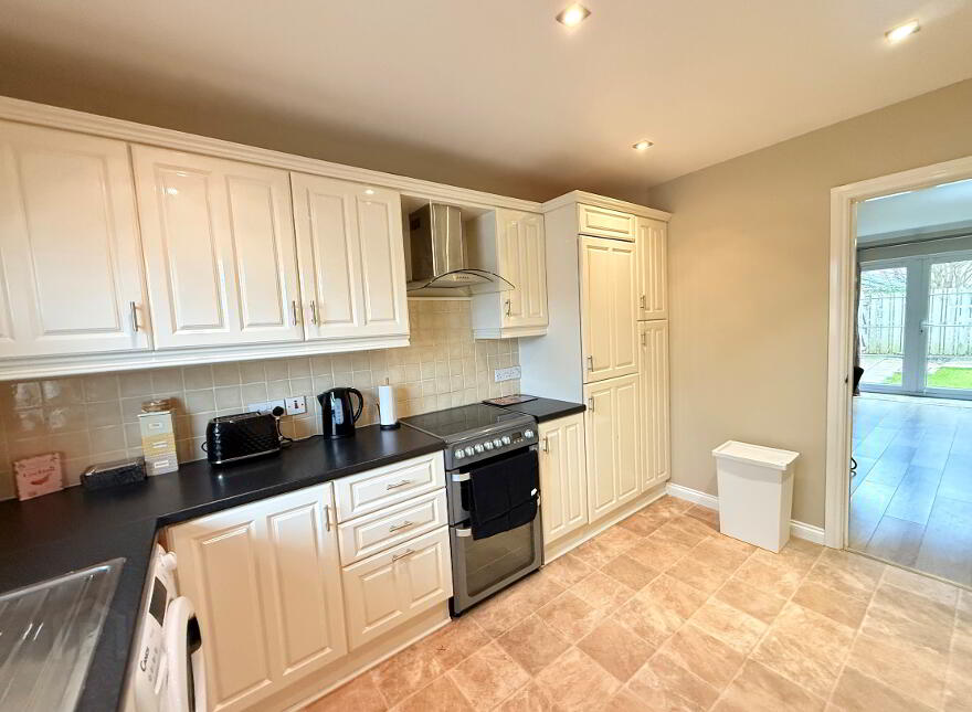 11 Rosses Stables, Ballymena, BT42 2SF