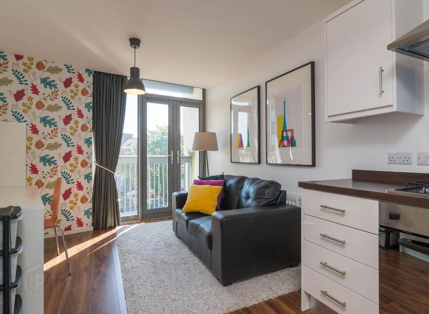 2.3, 117 Lisburn Road, Belfast, BT9 7AF