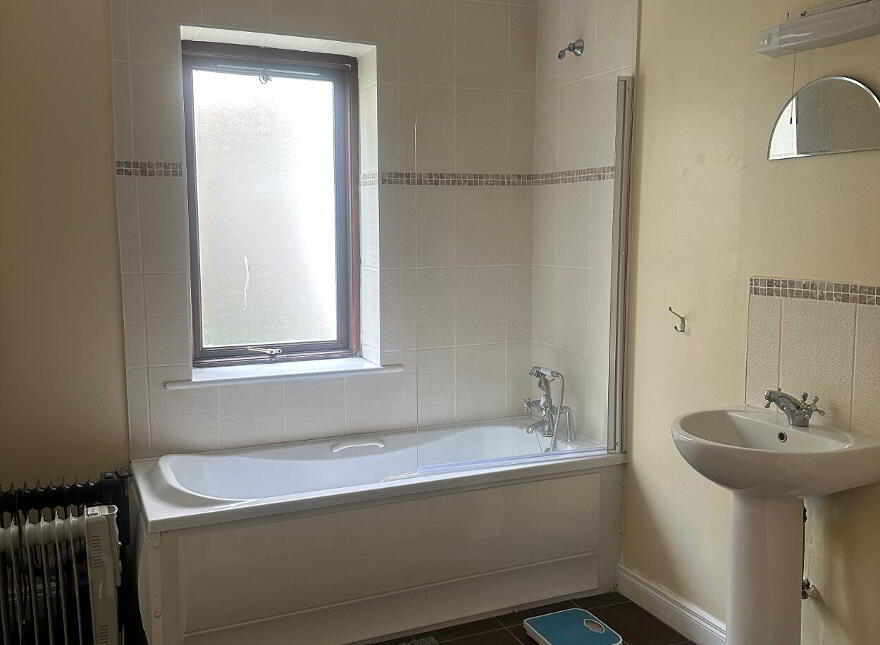 Apartment 1 Kickham Court, Davis Street, Tipperary Town, E34HT67