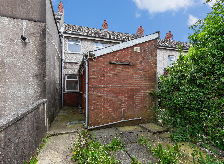 74 Glenbank Place, Crumlin Road, Belfast, BT14 8AN