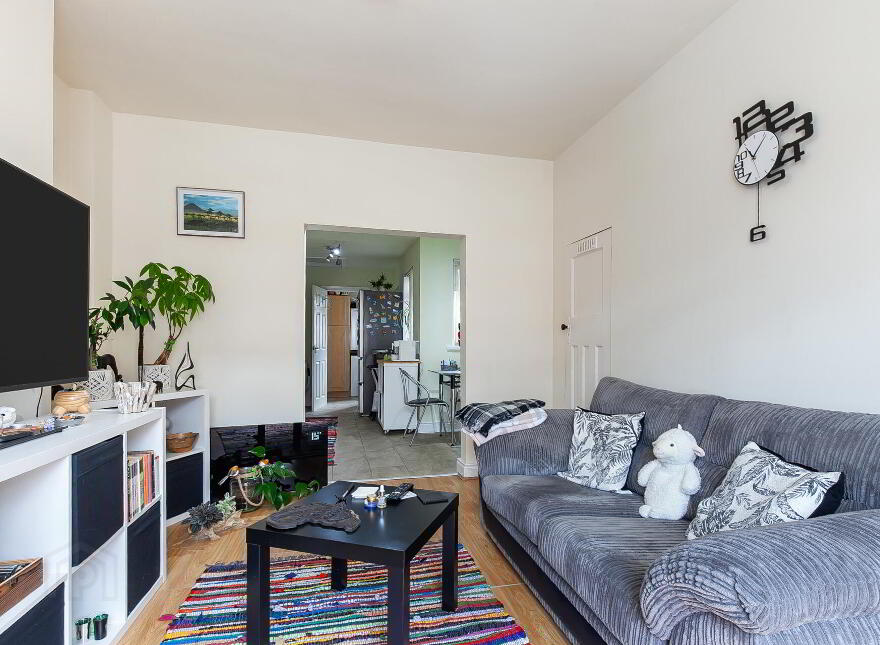 74 Glenbank Place, Crumlin Road, Belfast, BT14 8AN