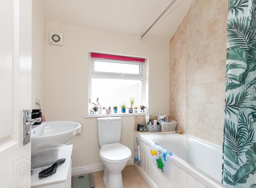 74 Glenbank Place, Crumlin Road, Belfast, BT14 8AN
