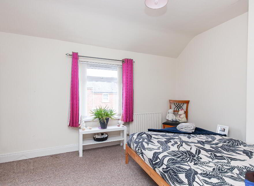 74 Glenbank Place, Crumlin Road, Belfast, BT14 8AN