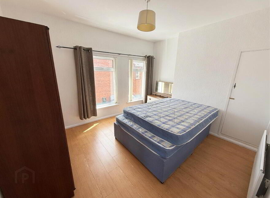 24 Wayland Street, Castlereagh Road, Belfast, BT5 5GU