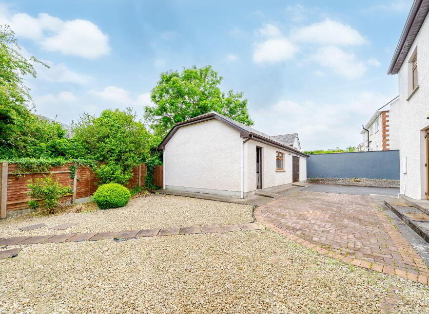 14 Westbury, Mayfield, Claremorris, F12A0E0