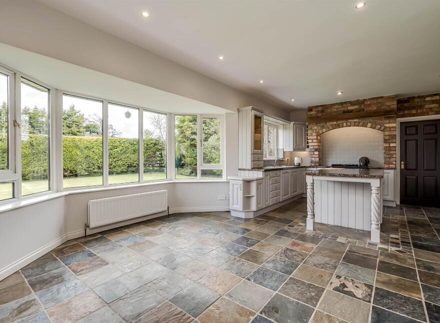 53 Hillsborough Road, Dromore, BT25 1QN