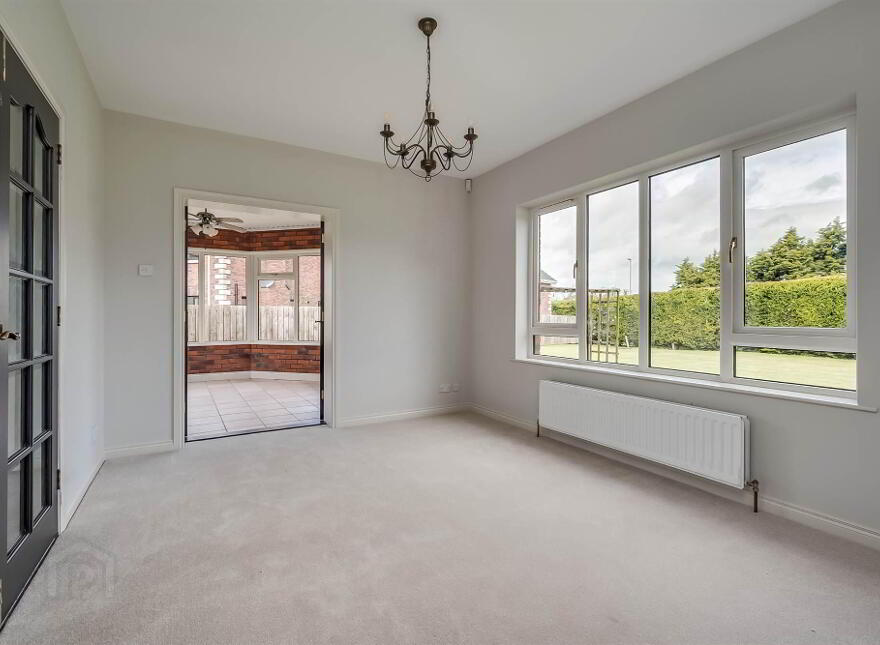 53 Hillsborough Road, Dromore, BT25 1QN