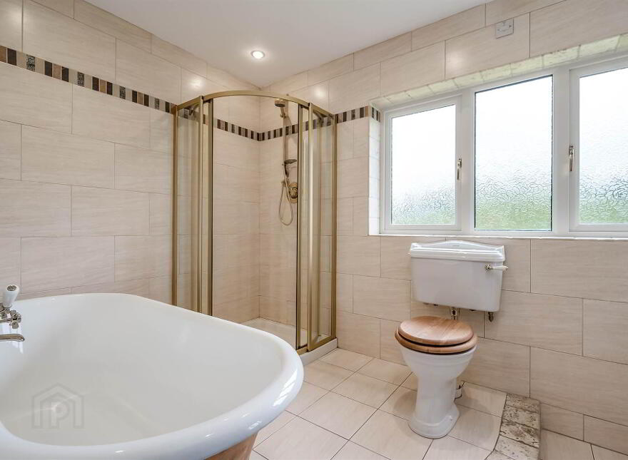 53 Hillsborough Road, Dromore, BT25 1QN