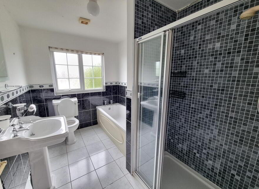 97 Gortamaddy Drive, Ballycastle, BT54 6RP
