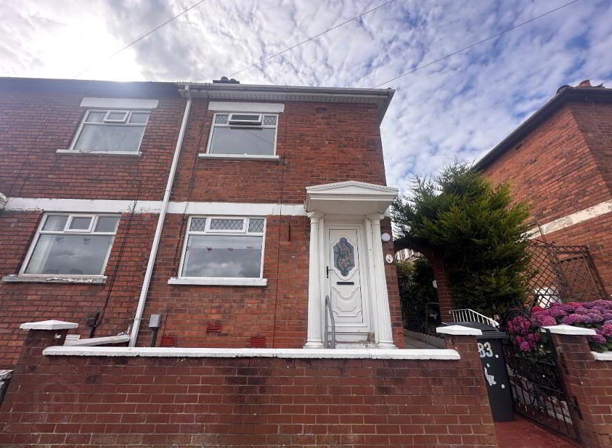 83 Ainsworth Drive, Belfast, BT13 3EL